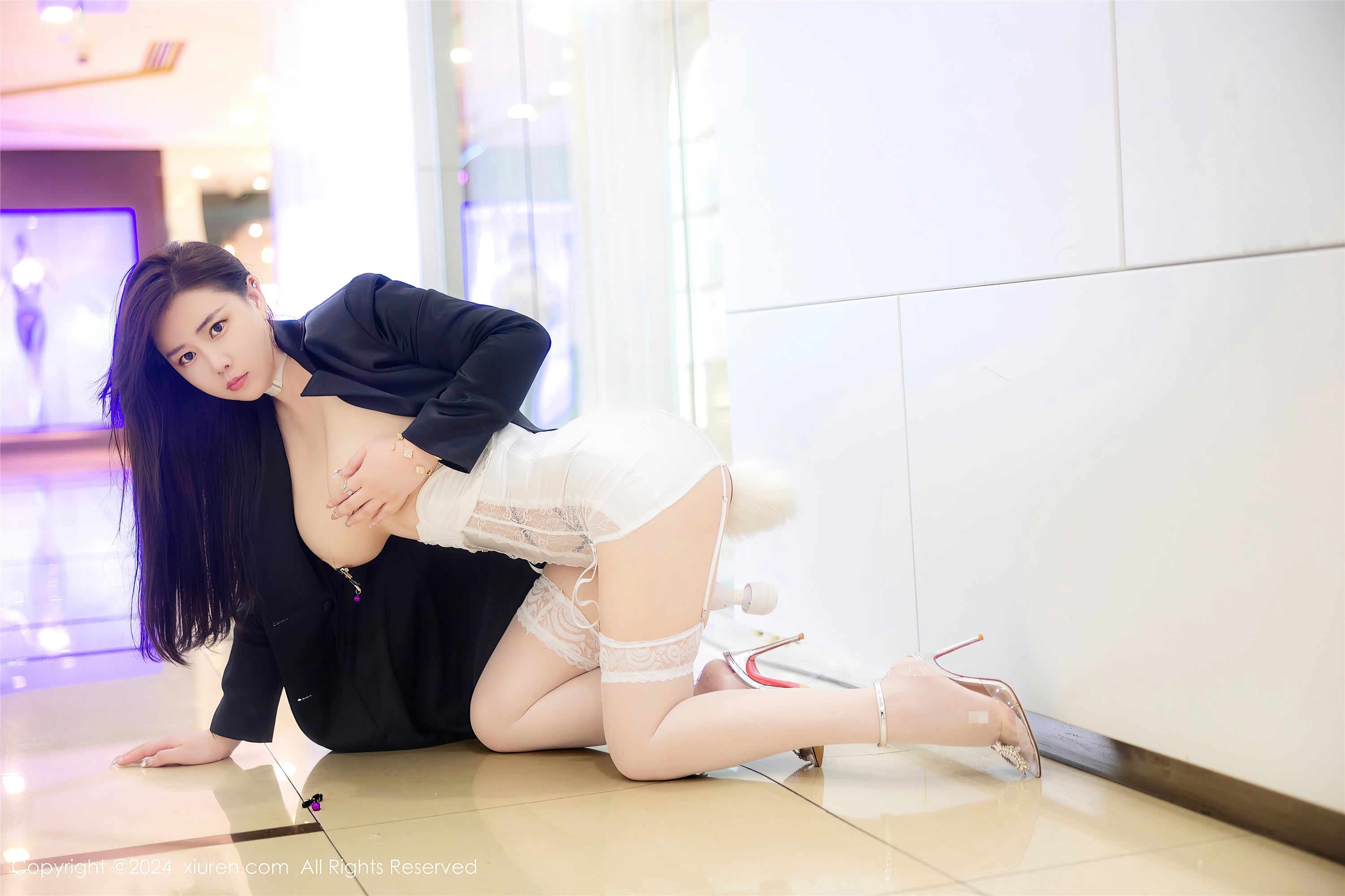 Xiuren秀人网 2024.06.03 NO.8642 王婉悠Queen